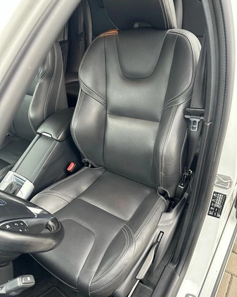Volvo V60 cena 59800 przebieg: 182000, rok produkcji 2016 z Płock małe 781